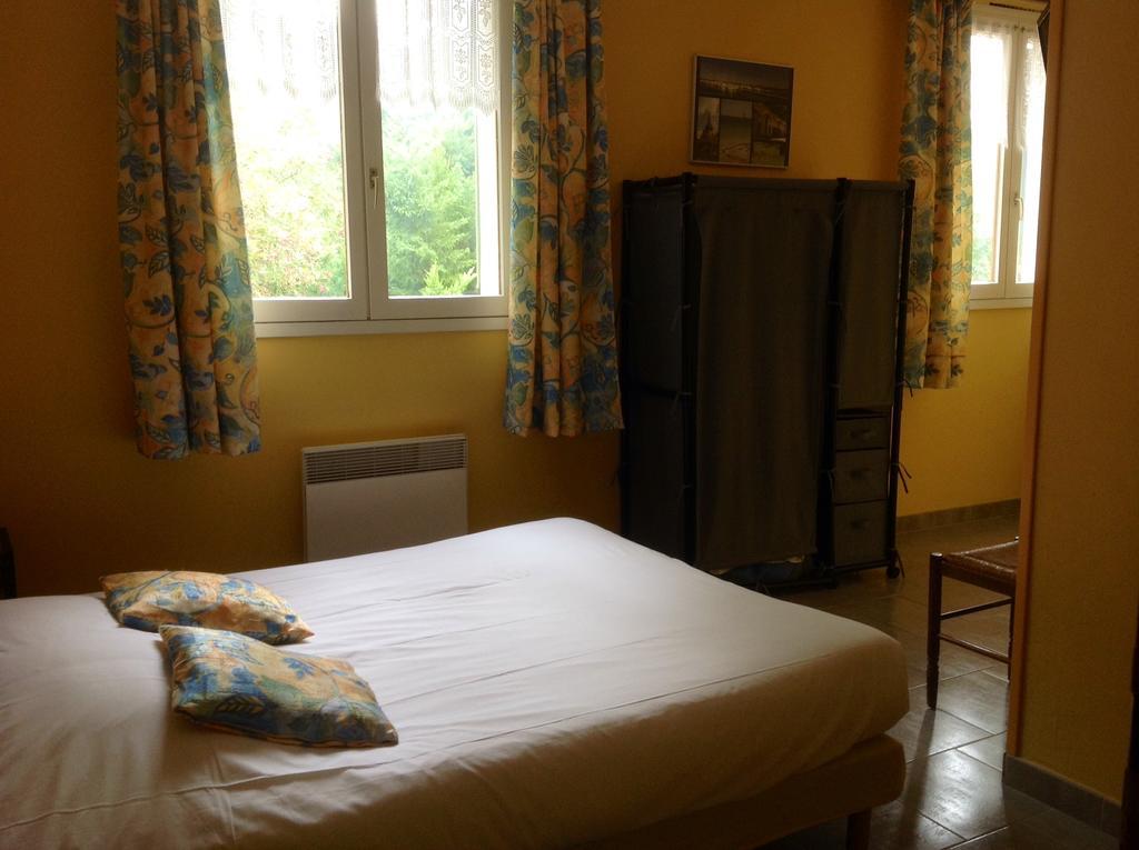 Logis Auberge De La Plaine La Rothiere Ruang foto