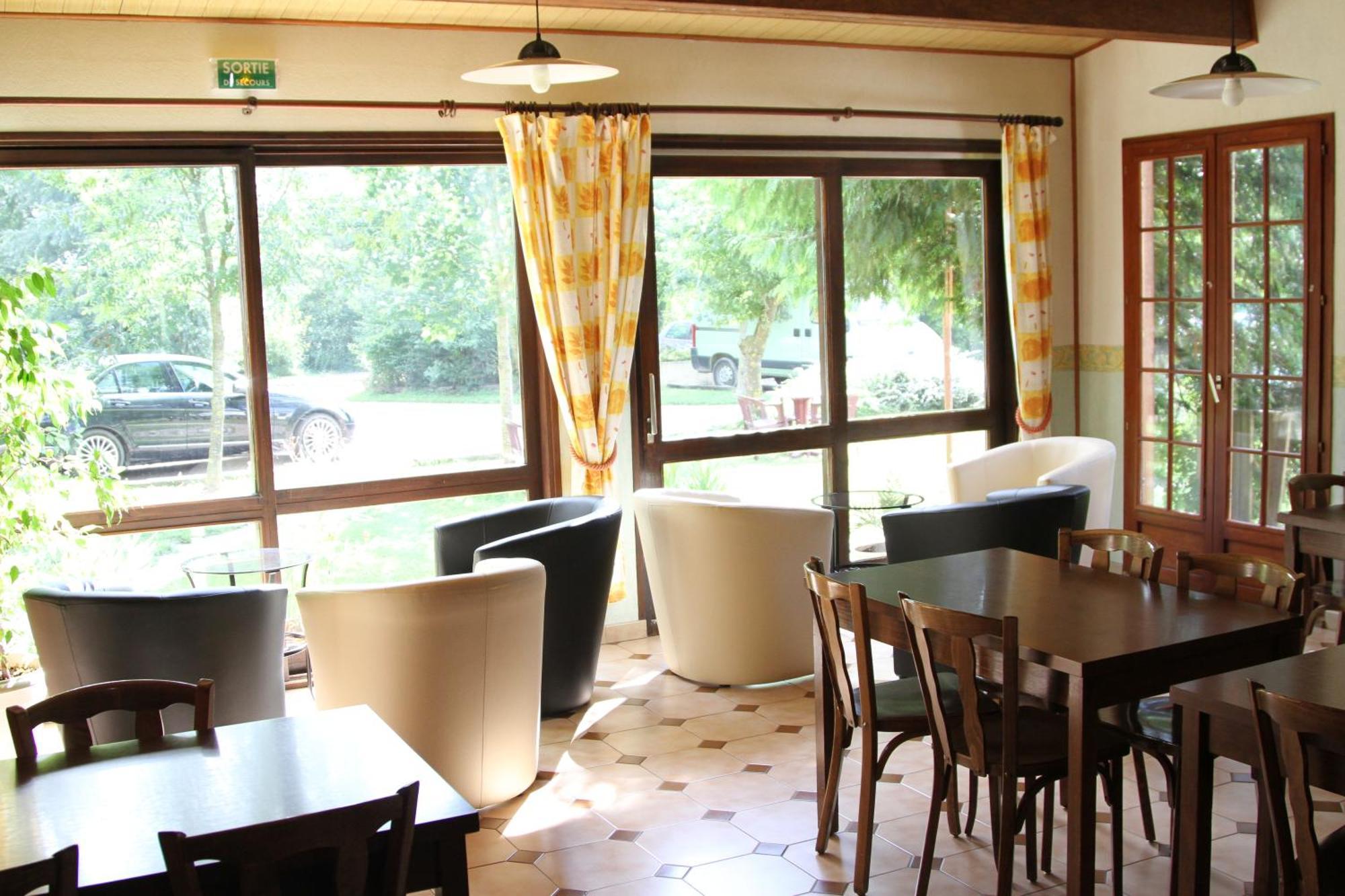 Logis Auberge De La Plaine La Rothiere Bagian luar foto